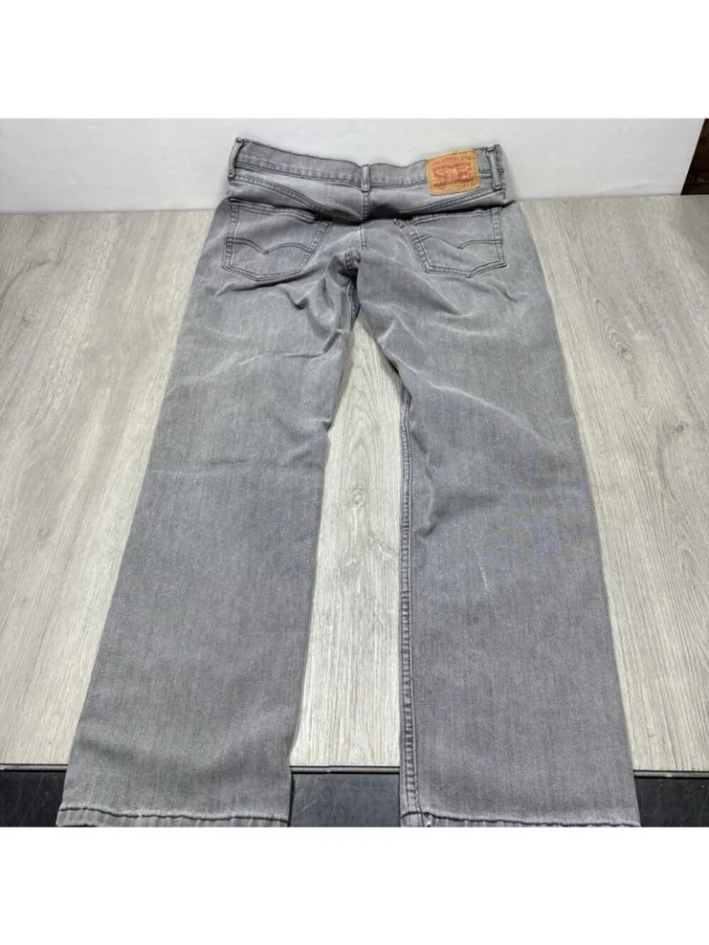 Levis item description